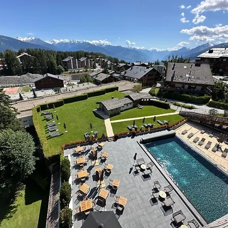 Vue Panoramique, Piscine, Spa, In-out & Golf A L'hotel De L'etrier A Crans Montana Apartamento *